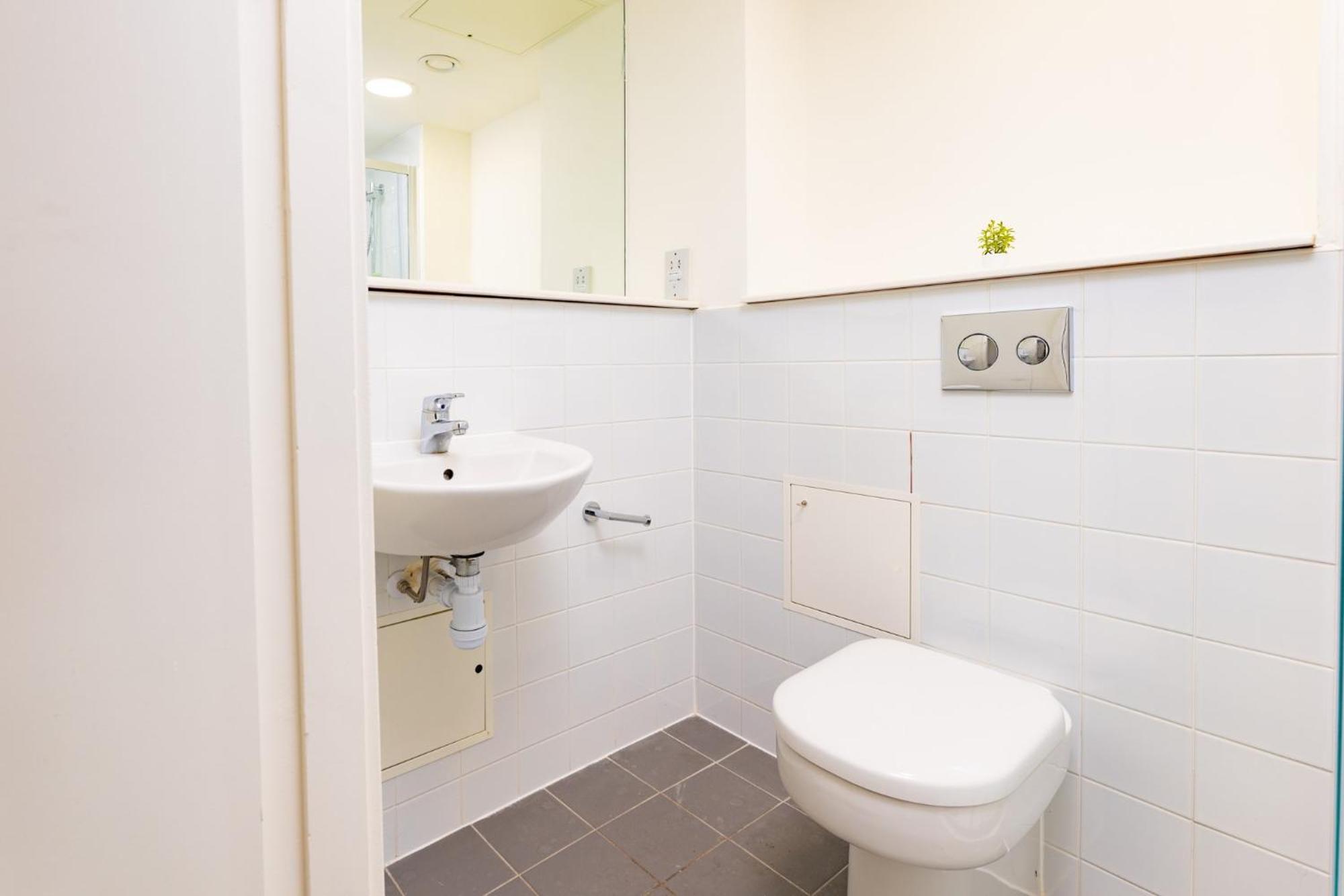Refurbished Ensuite Rooms With Shared Kitchen At Montrose In Dublin Exterior foto