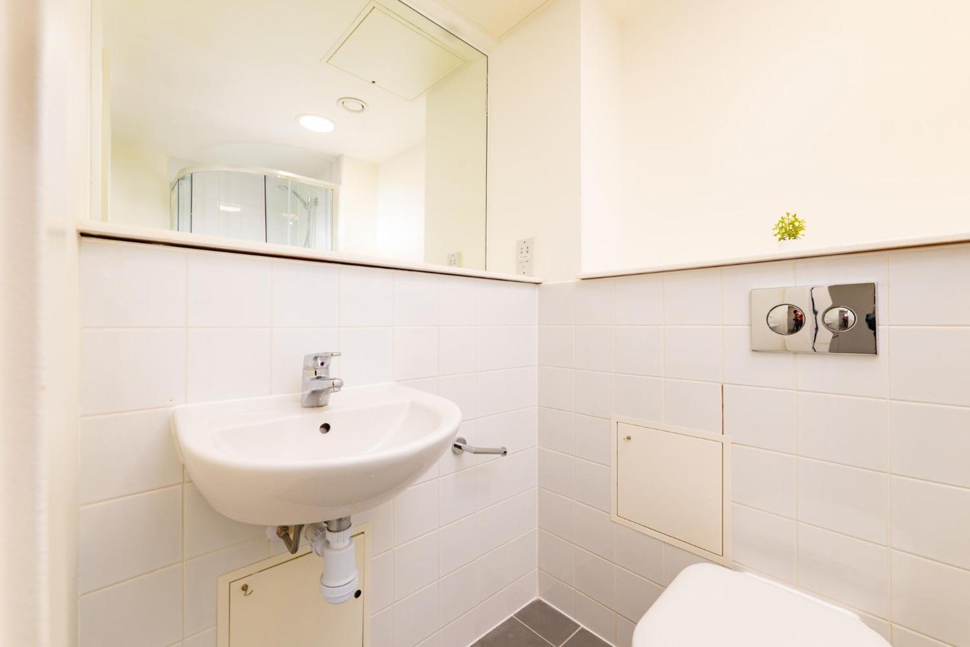 Refurbished Ensuite Rooms With Shared Kitchen At Montrose In Dublin Exterior foto